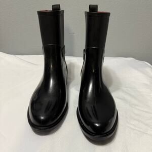 Tommy Hilfiger Black Rain Boots Size 9M Waterproof Rubber Gardening Boots
